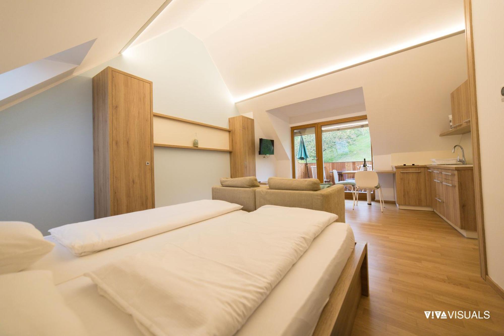 Vino Valdhuber Apartments Svecina Kültér fotó